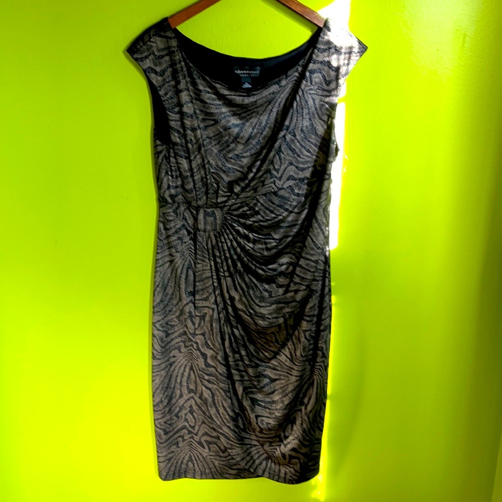 connected apparel Black and Gold Shimmer Abstract Sheath Dress
